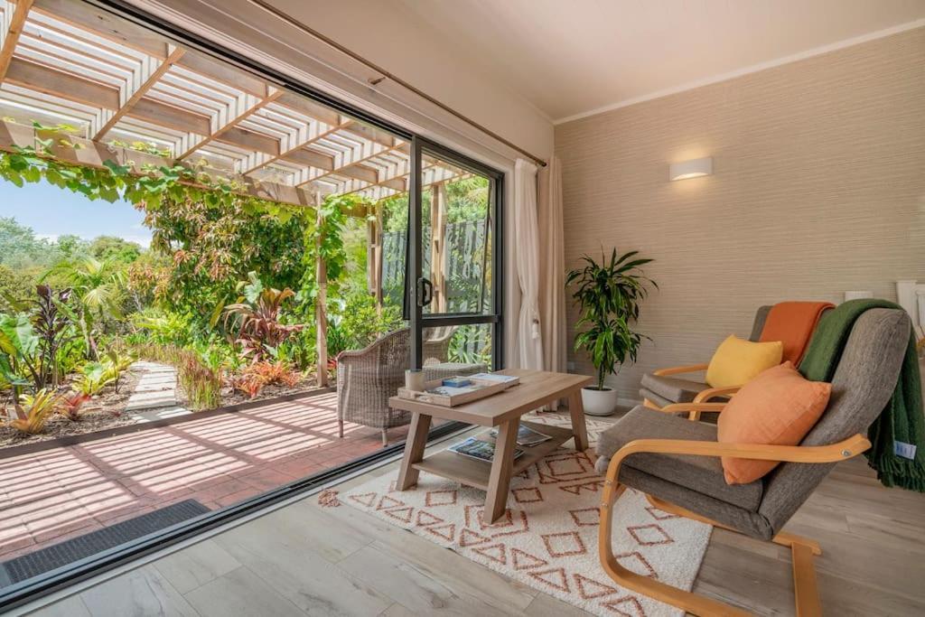 On The Point Apartamento Whitianga Exterior foto